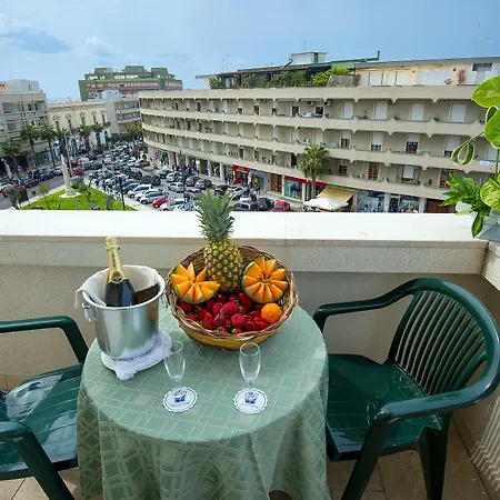 Joli Park - Caroli Hotel