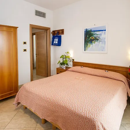 Joli Park - Caroli Hotel 3*