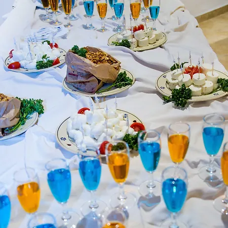 Joli Park - Caroli Hotel 3*