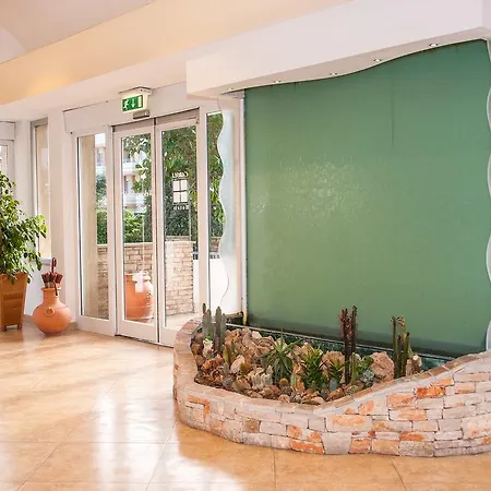 Hotel Joli Park - Caroli